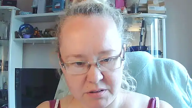 Viola27 online show from July 14, 11:15 am