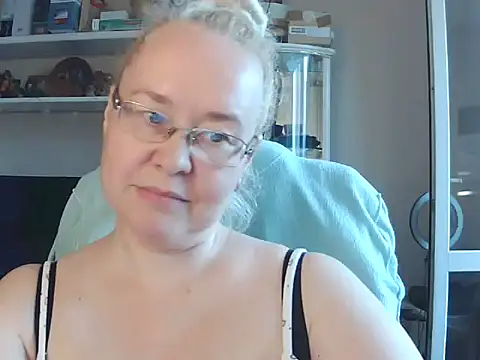Viola27 online show from July 29, 9:53 am