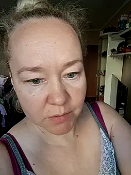 Viola27 online show from June 9, 10:25 am