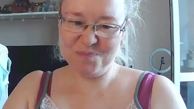 Viola27 online show from July 21, 11:11 am