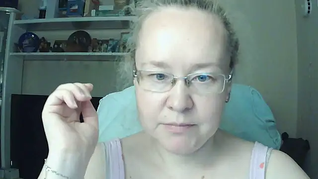 Viola27 online show from July 6, 4:42 pm
