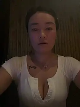 mollymm online show from July 9, 1:13 pm