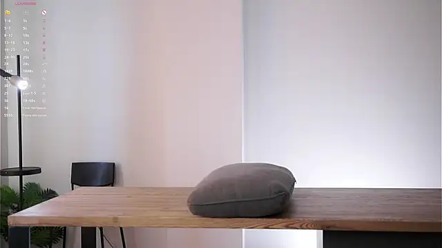 CaseyMulders online show from July 2, 3:23 am
