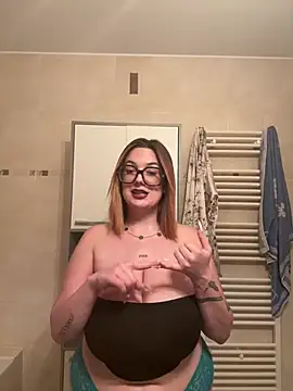 alexia tacrush online show from July 7, 8:11 pm