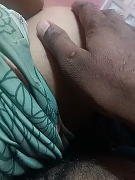 sexybhabi114 online show from July 12, 5:14 pm