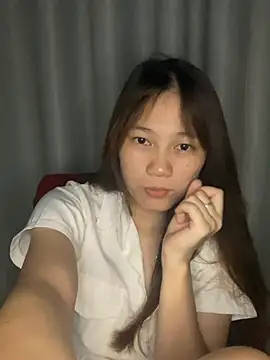 Vyy2000 online show from July 17, 1:04 pm