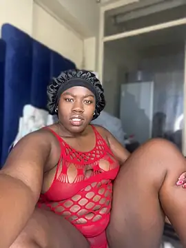 BigBootyBrie01 online show from July 29, 5:51 am