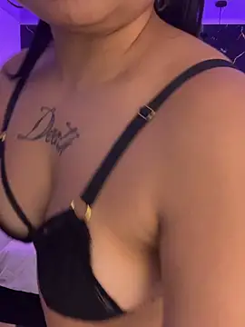 TifanyRoseX online show from July 29, 8:53 pm