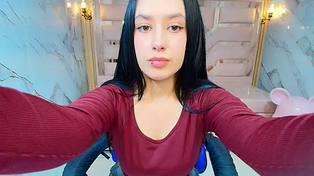 Aleja r  online show from July 2, 7:42 pm