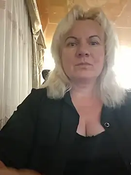 VikaRaine555 online show from July 5, 8:36 pm