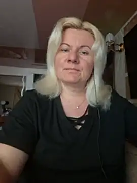 VikaRaine555 online show from June 15, 11:54 am