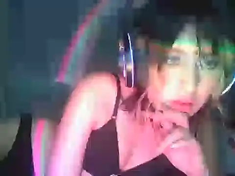 kittenpasive30 online show from July 15, 4:50 am