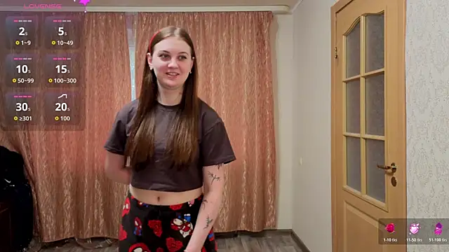 SwetLuna01 online show from June 14, 6:30 pm