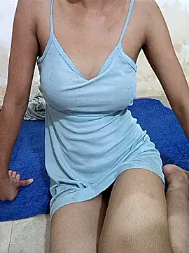 Yours Alisha online show from June 11, 10:45 am