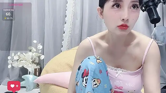 BabySnake online show from June 17, 8:59 am