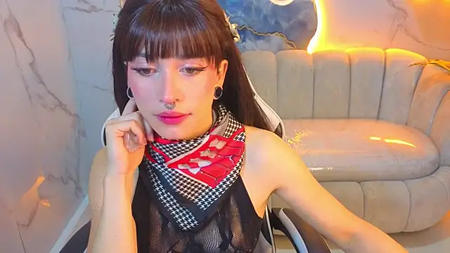 Lily Tx online show from June 24, 12:37 pm