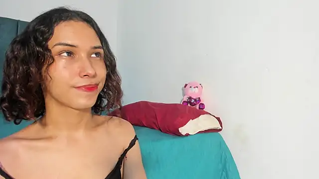 dakotadolly online show from July 27, 9:12 pm