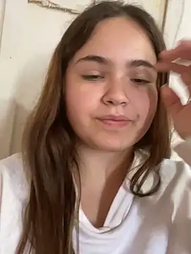 bella  hott online show from June 21, 4:44 pm