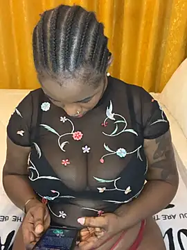 Honeylust26 online show from July 14, 3:44 am