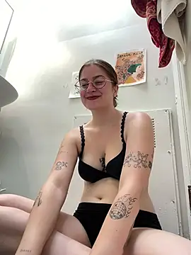 mclacy online show from July 28, 1:10 pm