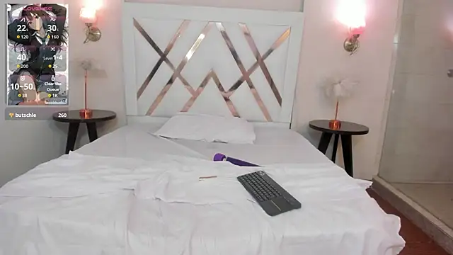 Sky Collins  online show from July 3, 3:23 am