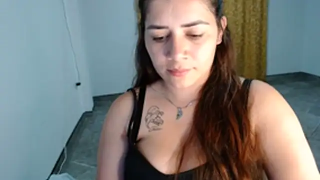 Luna zoe online show from August 1, 3:08 am