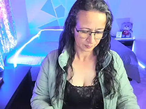 Ana Flakita online show from July 4, 8:27 pm