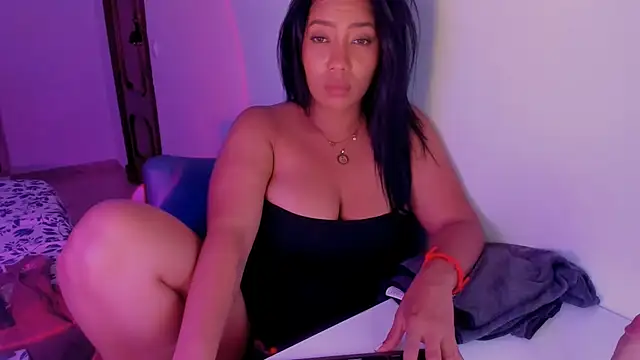 NicolePasqualott online show from July 12, 9:59 pm