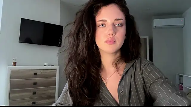 A Milly online show from June 27, 12:22 pm