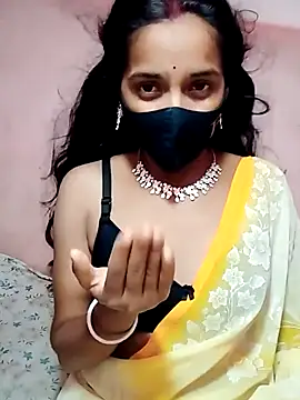 nisarani54321 online show from July 25, 6:37 pm