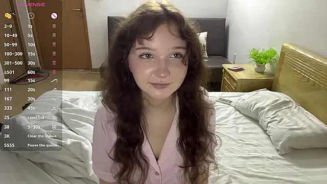 Ela Wish online show from August 7, 8:27 pm