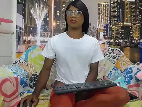 stefania bragan online show from July 10, 6:41 pm