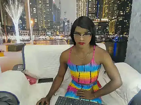 stefania bragan online show from June 22, 6:16 pm
