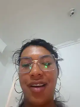 sophiagomezx online show from July 19, 3:42 am