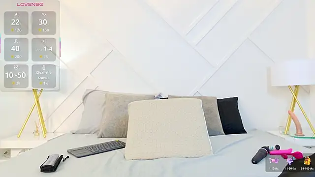 Olivia flamme online show from June 30, 10:31 pm