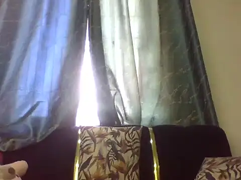 Lovergirlcute online show from July 5, 9:37 am