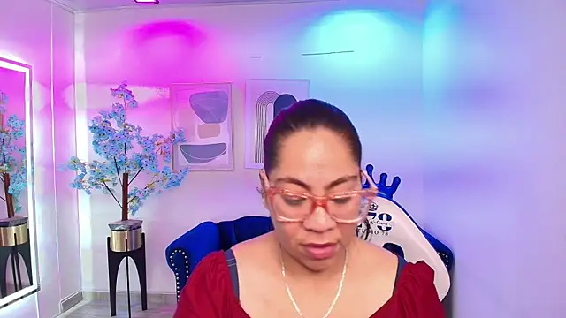 Silvana lane online show from July 22, 7:48 pm