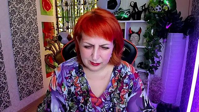 Joana Woods online show from July 1, 9:20 am