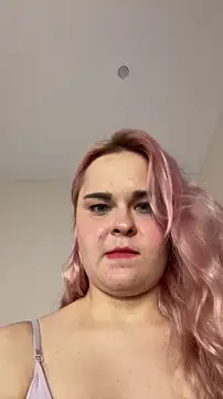 little-pink online show from June 18, 12:54 pm