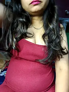 sexy-pari8 online show from July 28, 7:04 pm