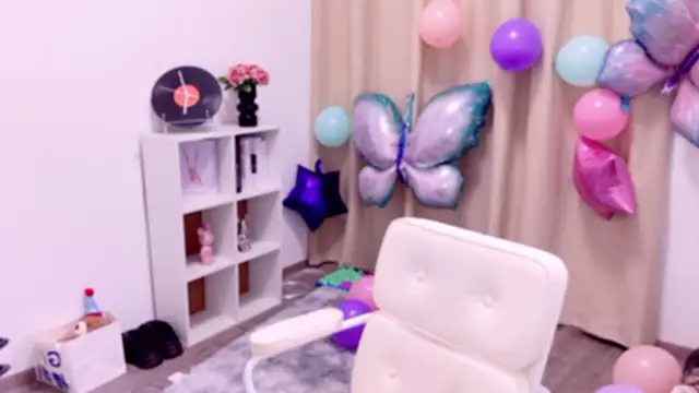 Sultry-01 online show from August 10, 7:56 am