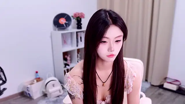 Sultry-01 online show from July 31, 10:27 am