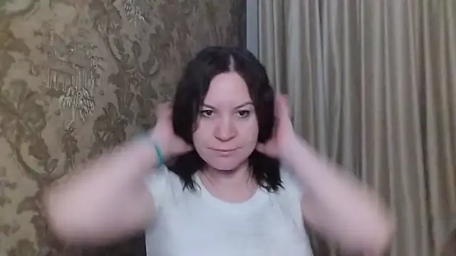 Lauralison online show from July 17, 8:23 pm