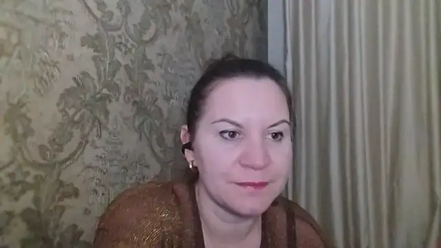 Lauralison online show from July 10, 9:04 pm