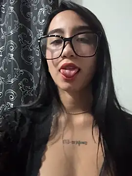 Ashleygross777 online show from July 17, 4:28 am