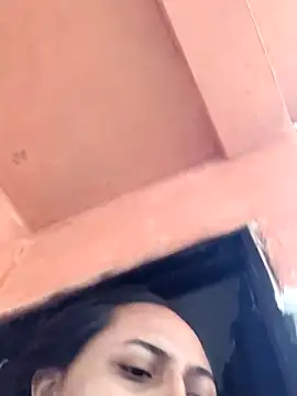 itianalinda online show from June 20, 8:56 pm