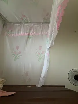 Aria Maya online show from July 11, 8:25 am