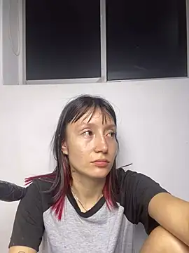 im lizzy17 online show from July 21, 5:30 am