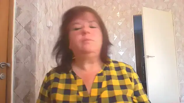 HannahAna39 online show from August 9, 4:40 am