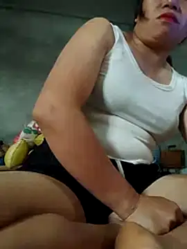 Moon squirtt online show from June 26, 5:20 am
